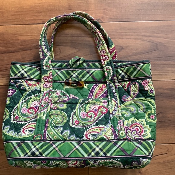 Vera Bradley Green Paisley Retired Pattern Handbag - Picture 1 of 6